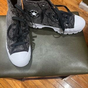 Sherpa Converse All Star platform- size 6.5